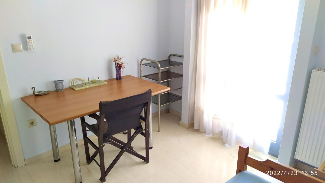 Zach'S House Villa Nea Roda Bagian luar foto