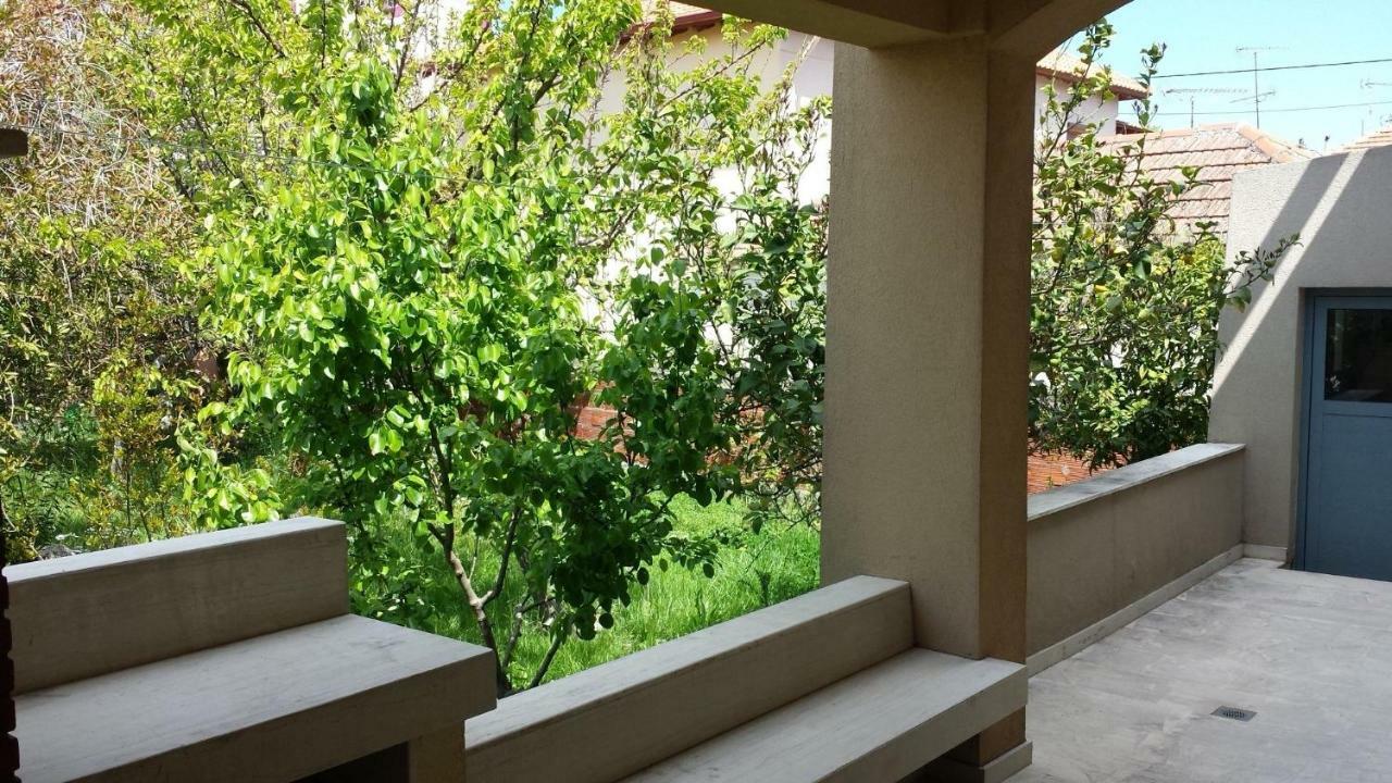 Zach'S House Villa Nea Roda Bagian luar foto